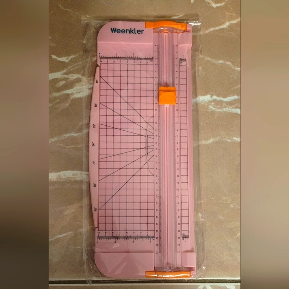 Paper cutter - Picture 1 of 1